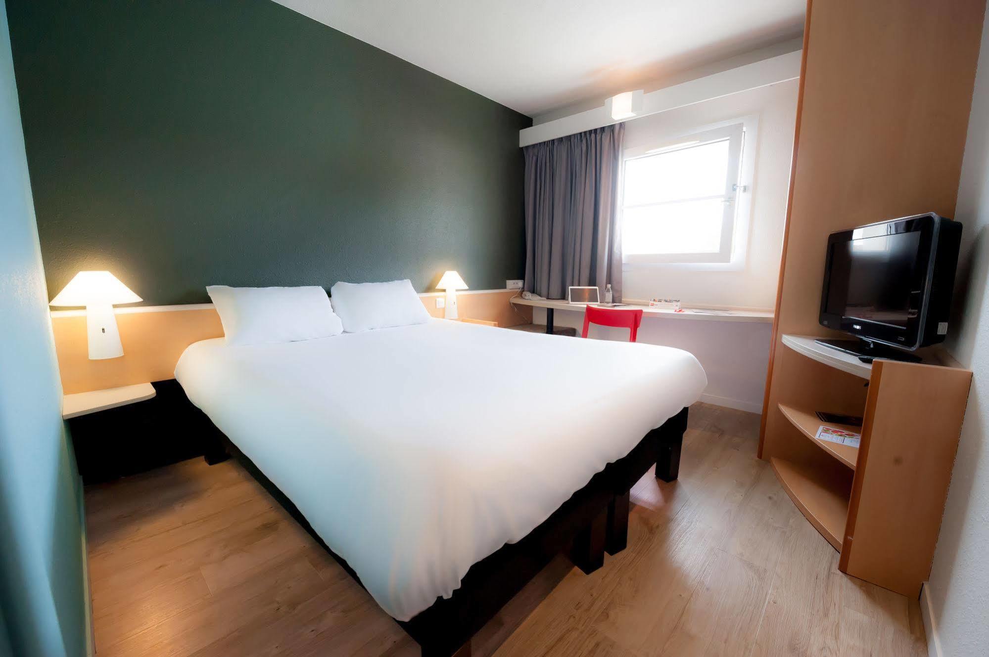 Готель Ibis Nantes Treillieres Екстер'єр фото