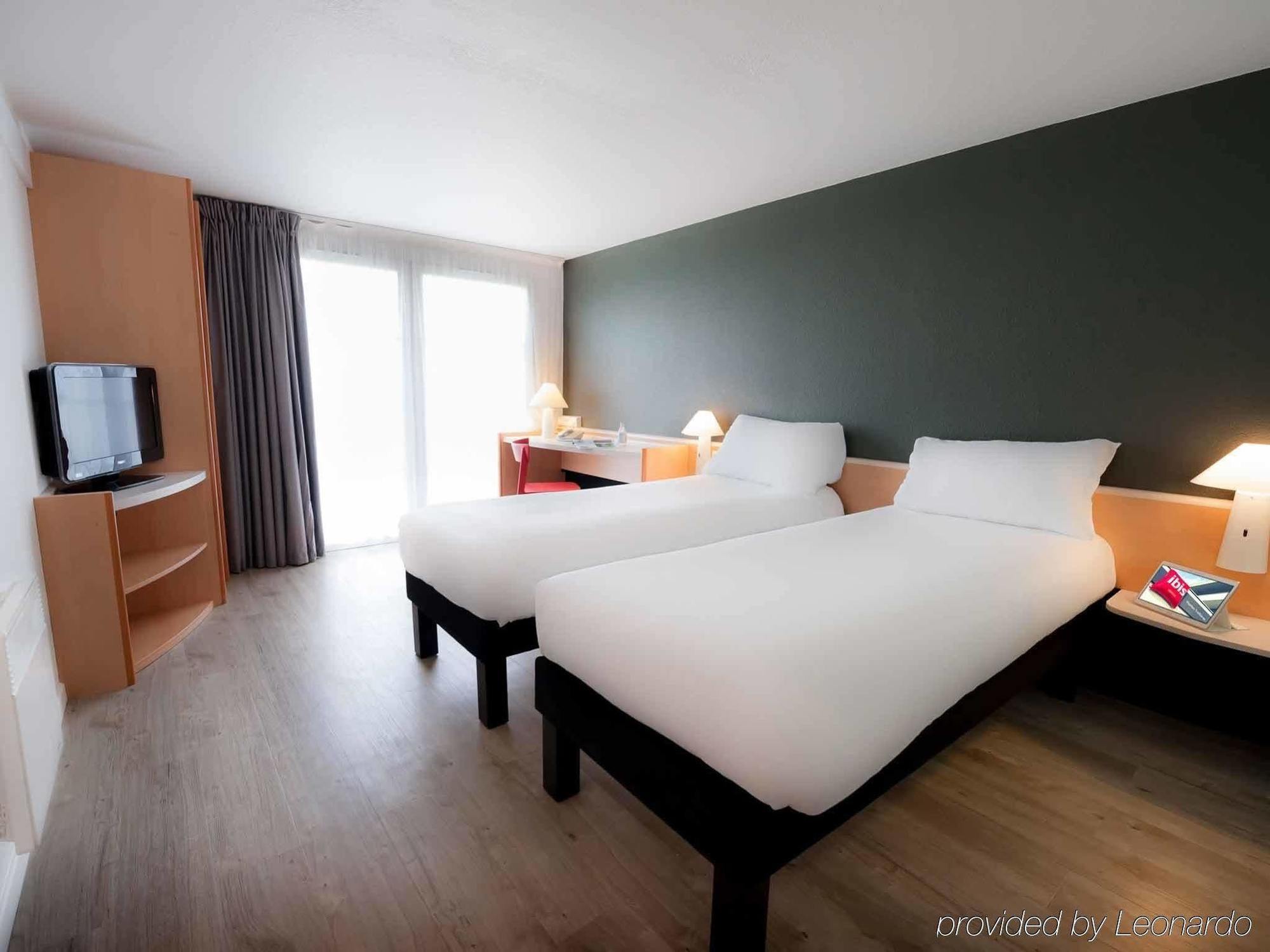 Готель Ibis Nantes Treillieres Екстер'єр фото