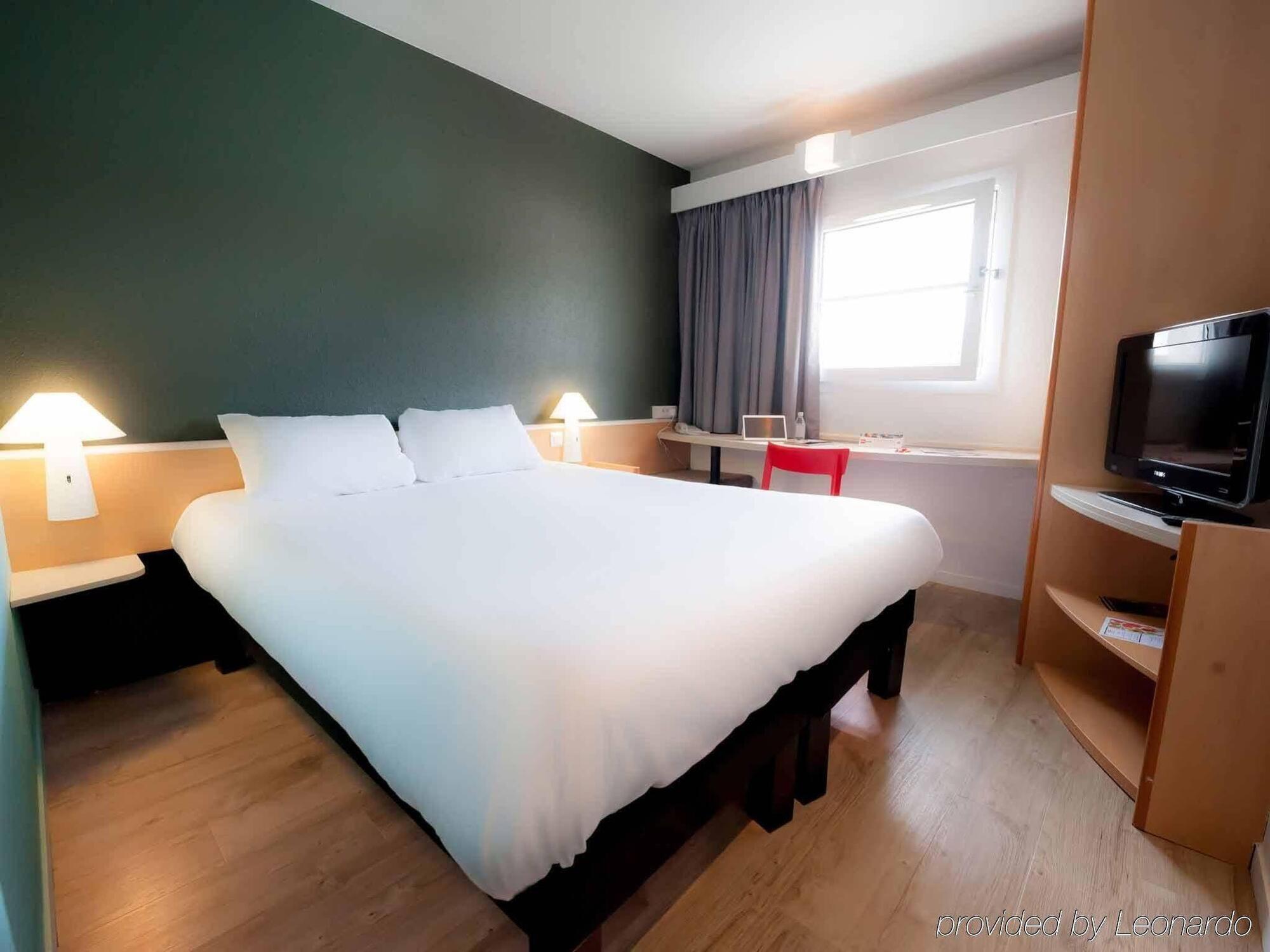 Готель Ibis Nantes Treillieres Екстер'єр фото